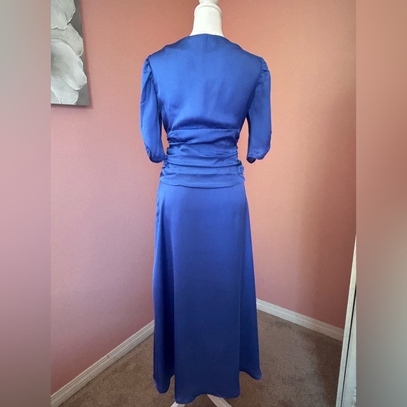 Flynn Skye two piece satin office siren puff sleeve button top & matching skirt - Picture 2 of 15